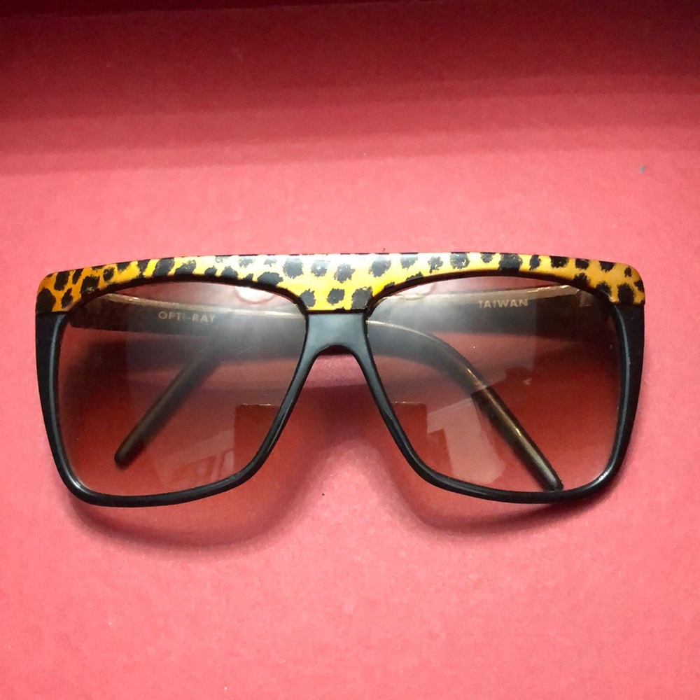 VINTAGE OPTI-RAY SUNGLASSES TAIWAN 🇹🇼